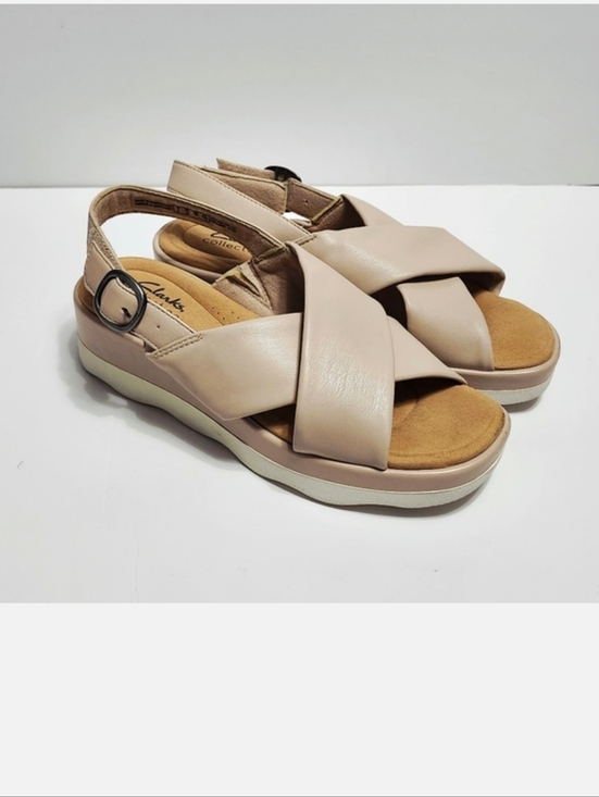 Clarks Shoes - Clarks Clara Sandals size 7.5 Shoes